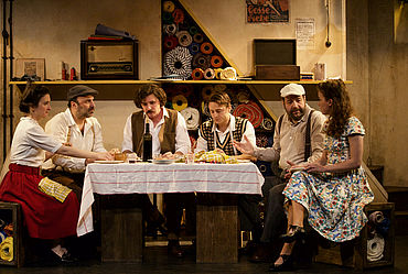 Lire la suite : Les marchands d'étoiles