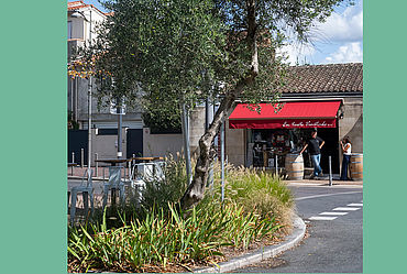 Lire la suite : PLACES ! PHOTOGRAPHIES DE SÉBASTIEN SINDEU